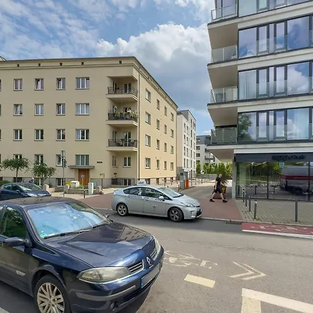 With Parking In Wilda Near Mtp By Renters Appartement Poznań