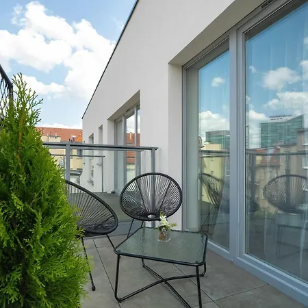 Appartement With Parking In Wilda Near Mtp By Renters