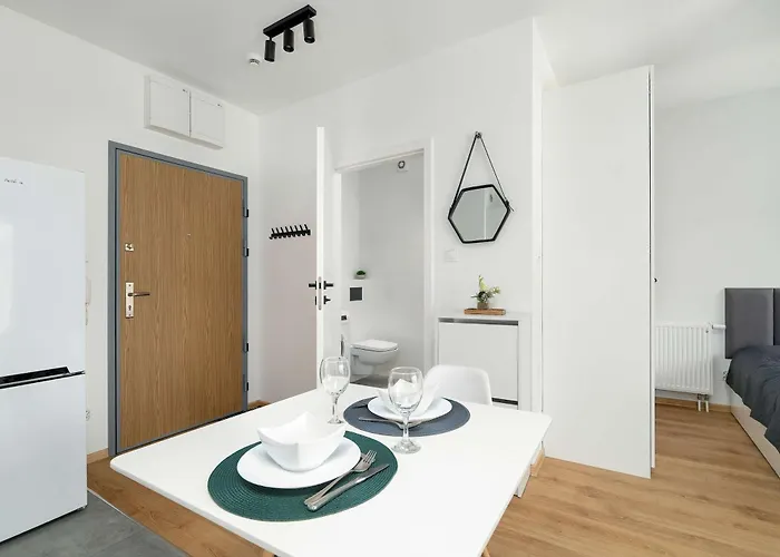 With Parking In Wilda Near Mtp By Renters *