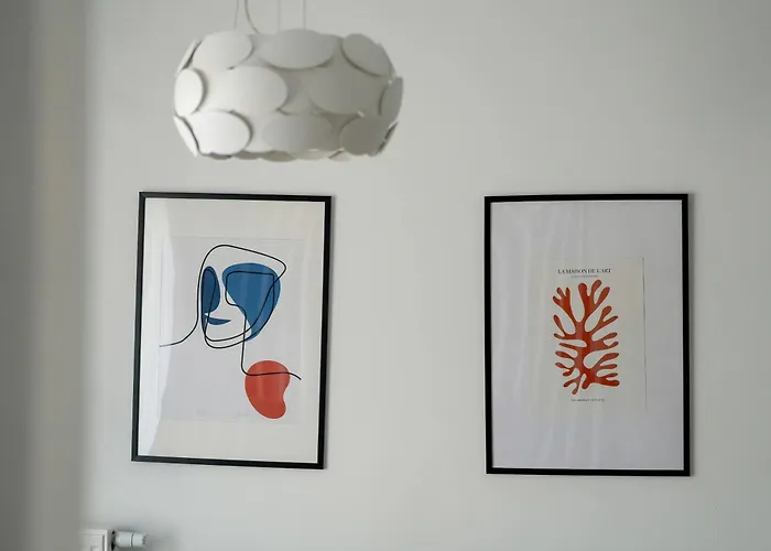 With Parking In Wilda Near Mtp By Renters شقة