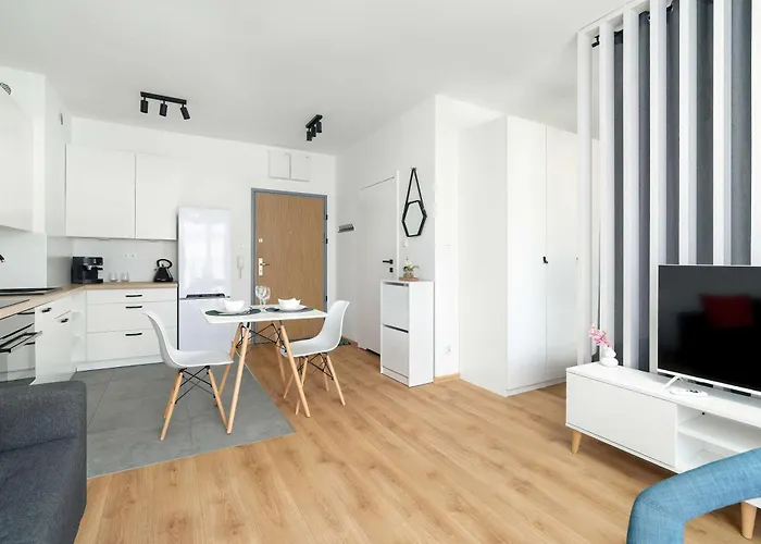 With Parking In Wilda Near Mtp By Renters Apartment *